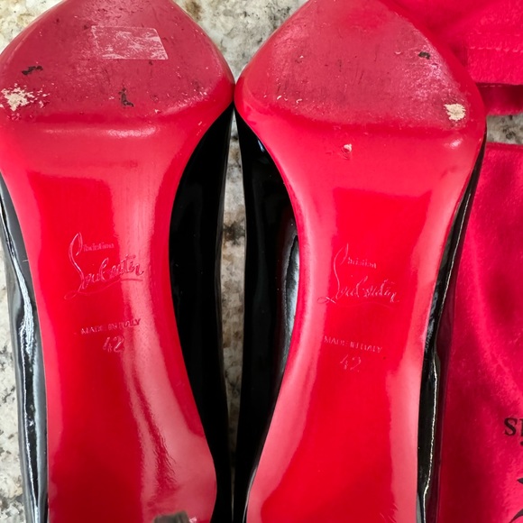 CHRISTIAN LOUBOUTIN
Pigalle patent leather heels
42 EU
Very good condition - Picture 6 of 10